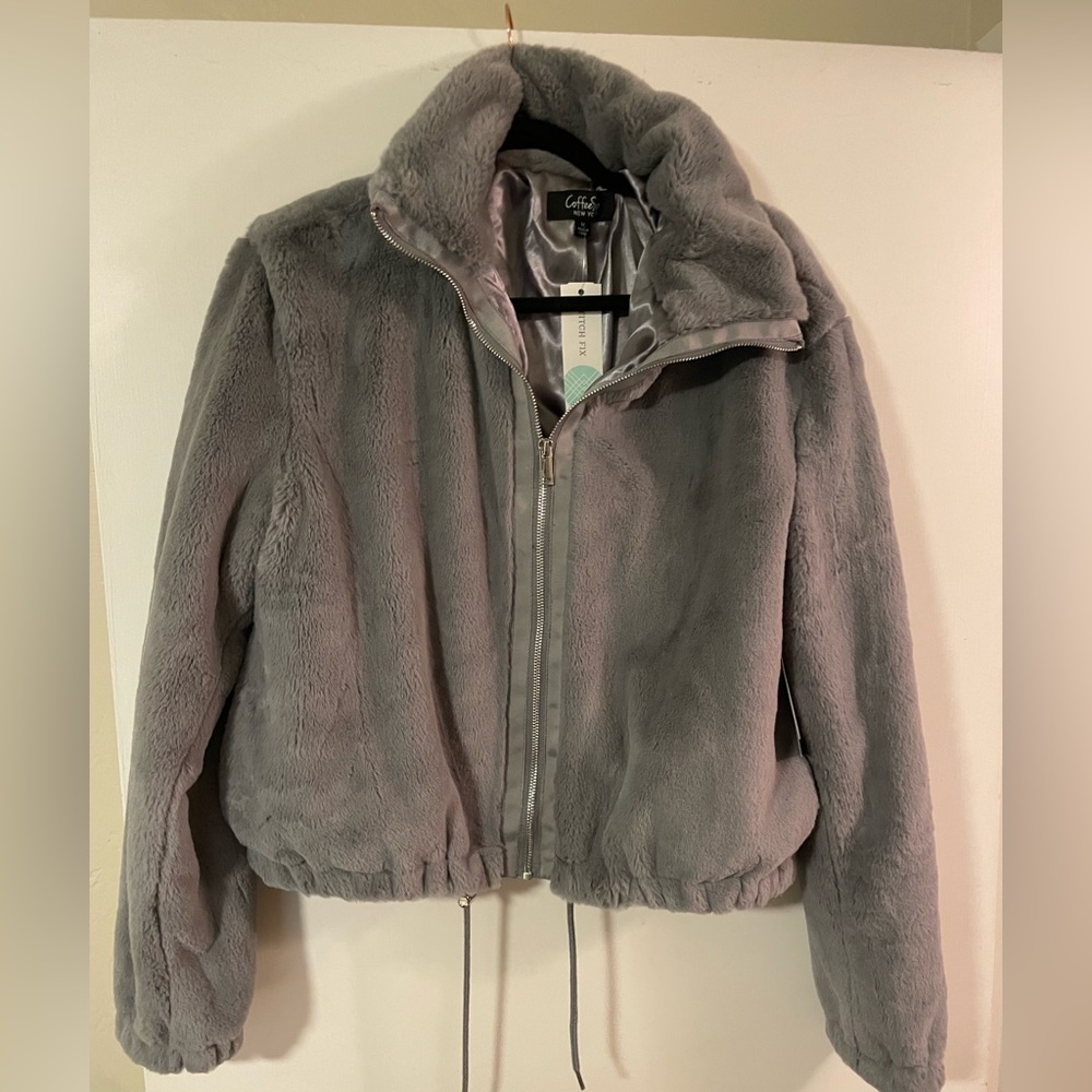 Coffee Shop Stitch Fix NWT never worn gray drawstring fleece zip up, size medium